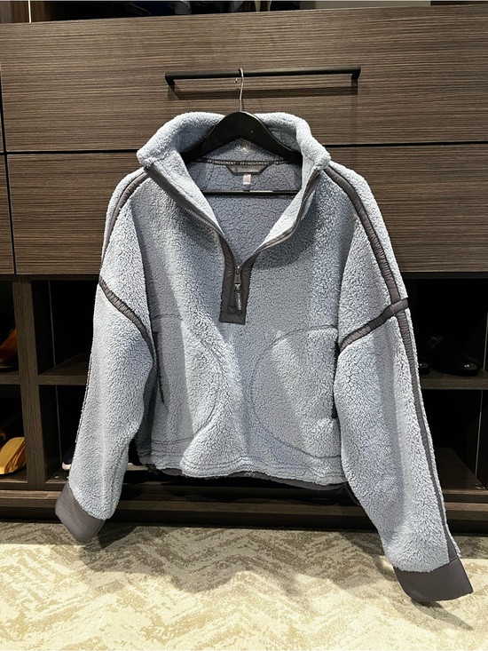 Free People Jackets & Blazers - Free people mountain high half zip fleece